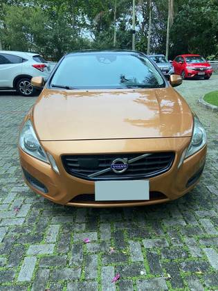 VOLVO S60 2.0 T5 DYNAMIC GASOLINA 4P AUTOMÁTICO VOLVO S60 2.0 T5 DYNAMIC GASOLINA 4P AUTOMÁTICO